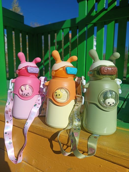 Дитячий термос з вушками