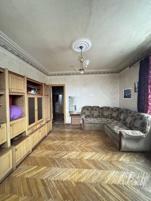 Продам 2к квартиру у центрі біля парка Шевченка вул.Сергія Єфремова