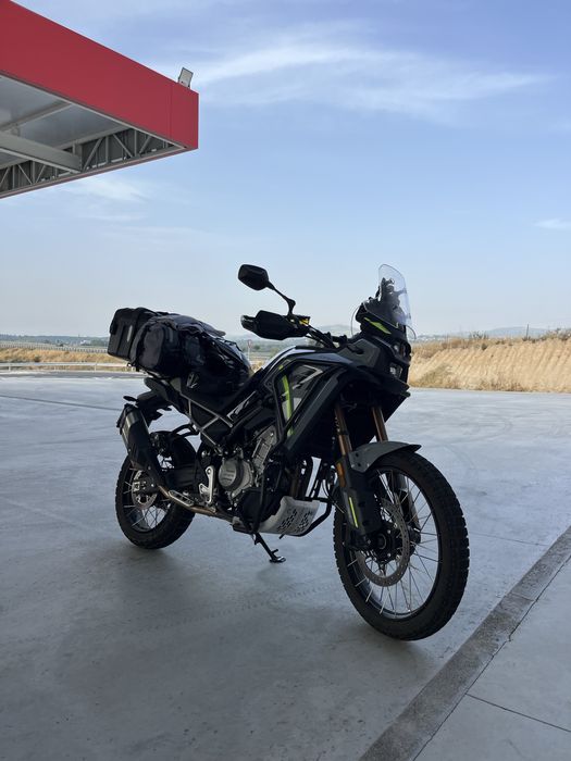 CFMOTO 450MT | 2024 | 8.200 km