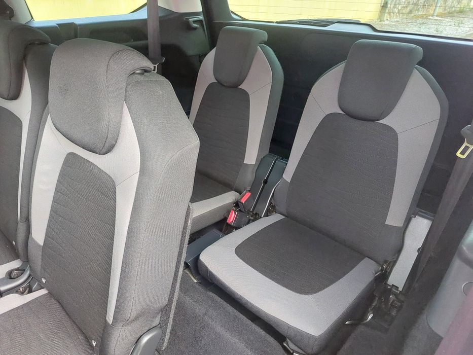 CITROËN  C4 SPACETOURER 1.6 HDi 115 cv  Ano 2015  Garagem  Revisão Completa feita  7 Lugares  como  nova  muito económica