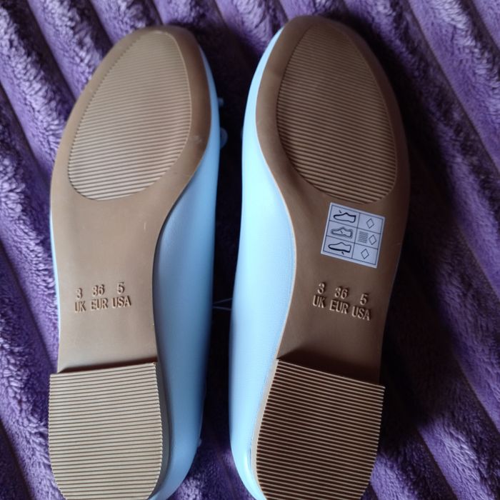 Продам нові гарні туфлі.