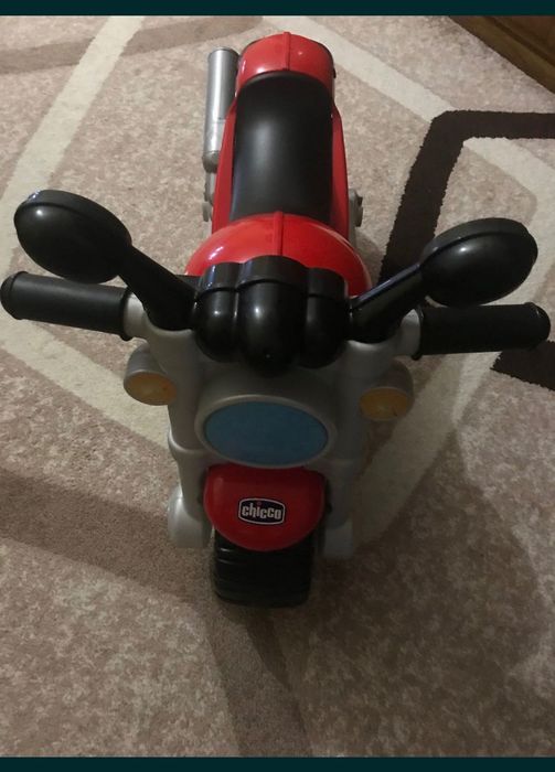 A mota Chicco 20€