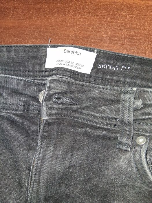 Spodnie Jeansy Bershka