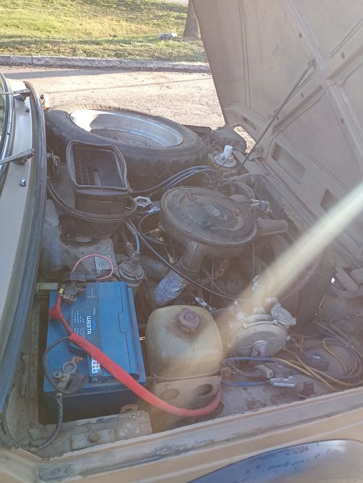 Автомобіль ВАЗ 2121 Нива Позашляховик