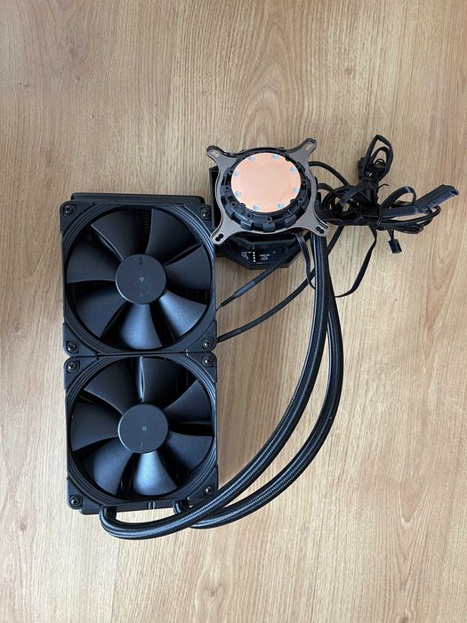 Водяне охолодження ASUS ROG Ryujin 240 (ROG-RYUJIN-240)