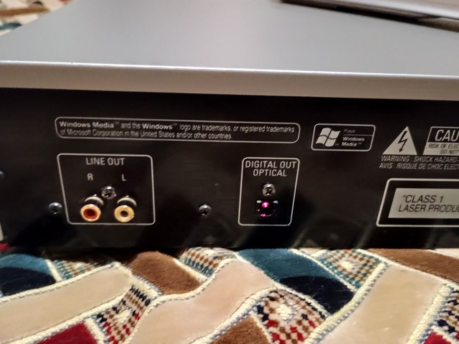 Програвач CD Denon DCD 700 AE