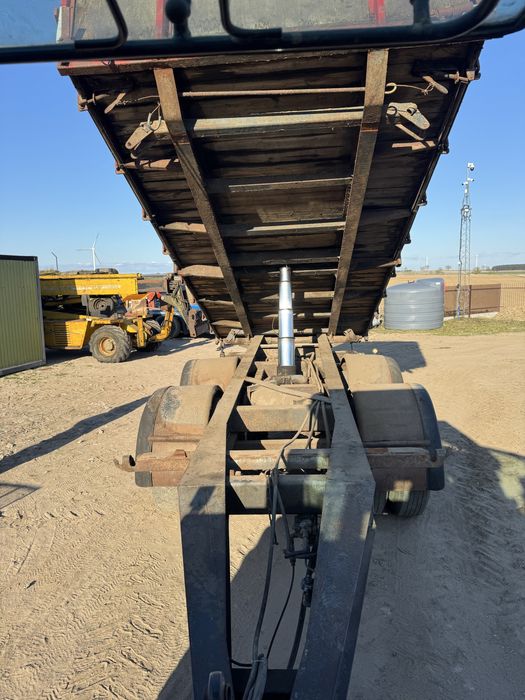 Przyczepa rolnicza tandem