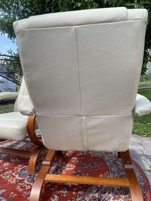 Шкіряні крісла качалки