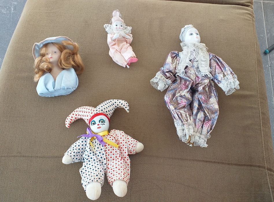 Bonecas de porcelana