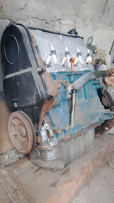 Продам двигатель