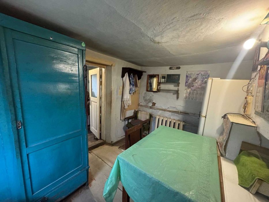 Продаю домик в Р. Урочище возле реки ост.АТБ и1