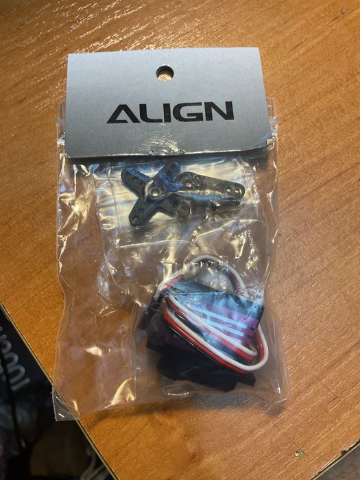 металева шестерня цифровий сервопривід align ds450m