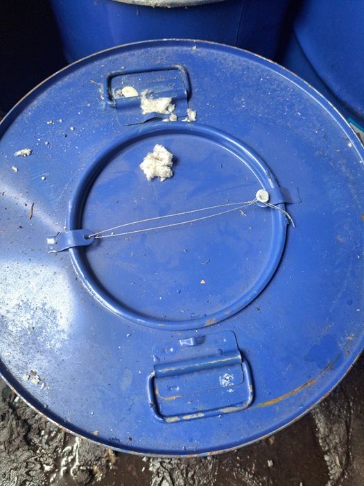 Продам краску эмаль лак