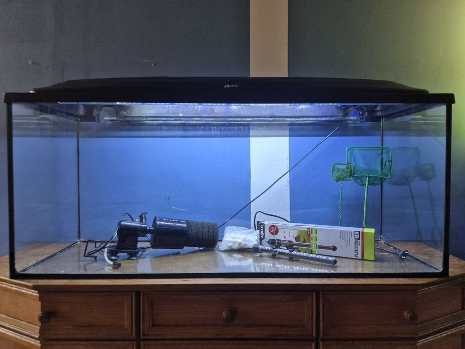 Akwarium Aquel 250l z filtrem Turbo 2000 i grzalka 150W Aquael
