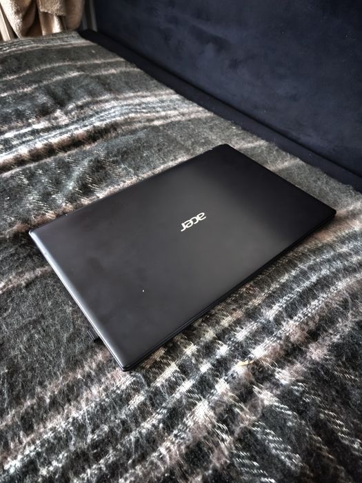 Laptop Acer. Używany