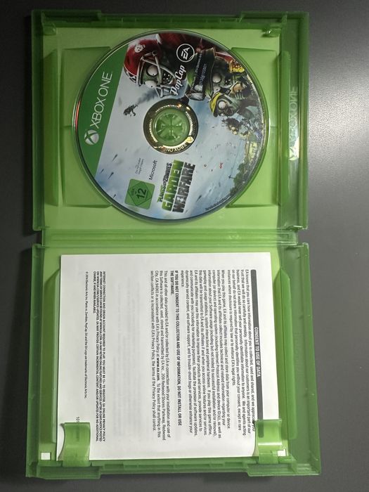 Plants vs Zombies Garden Warfare Xbox One stan BDB