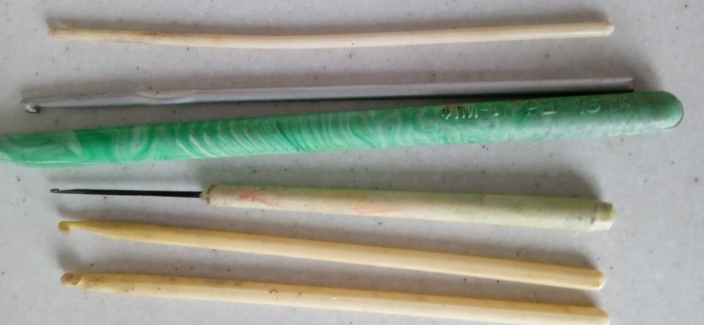 Продам крючки для вязания