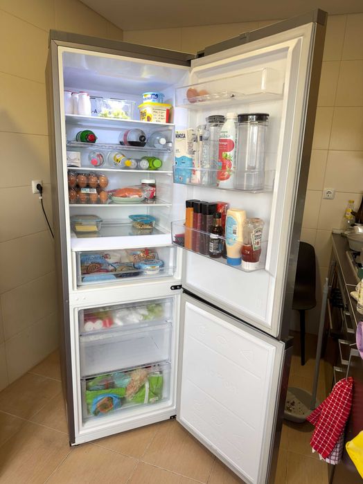 Frigorífico Combinado Samsung RB34T672DSA