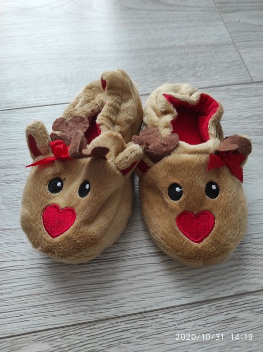 Kapcie renifery rozm. 25