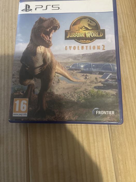 Vendo Jurassic World Evolution 2 para PS5.