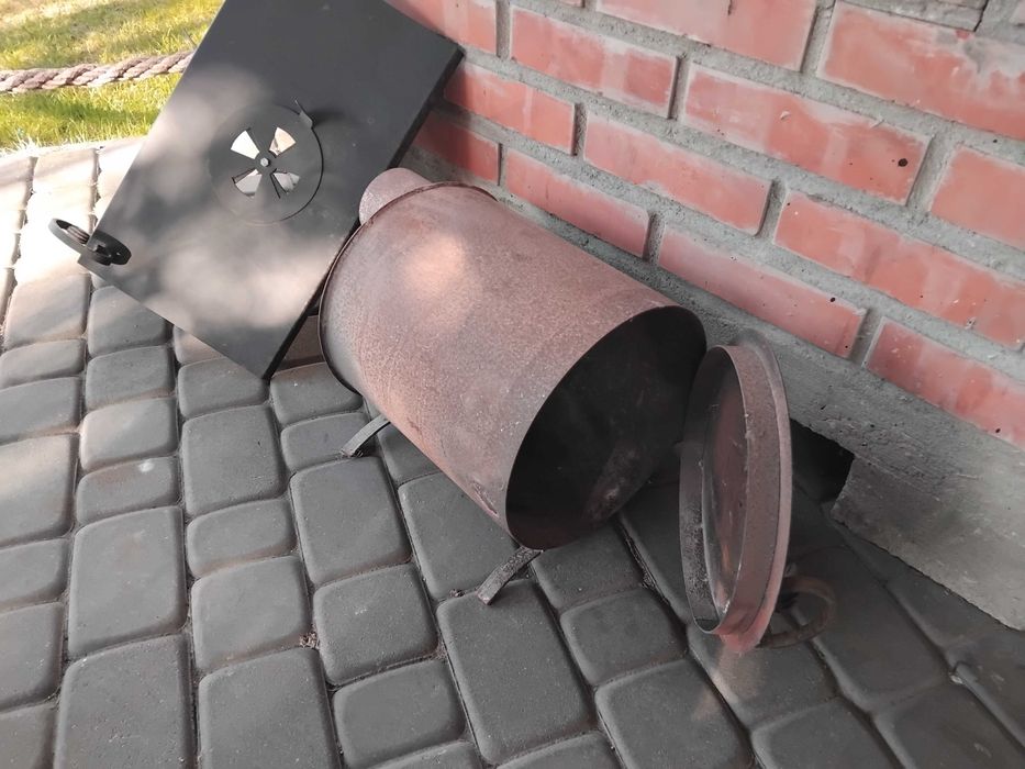 Grill betonowy, murowany z cegły