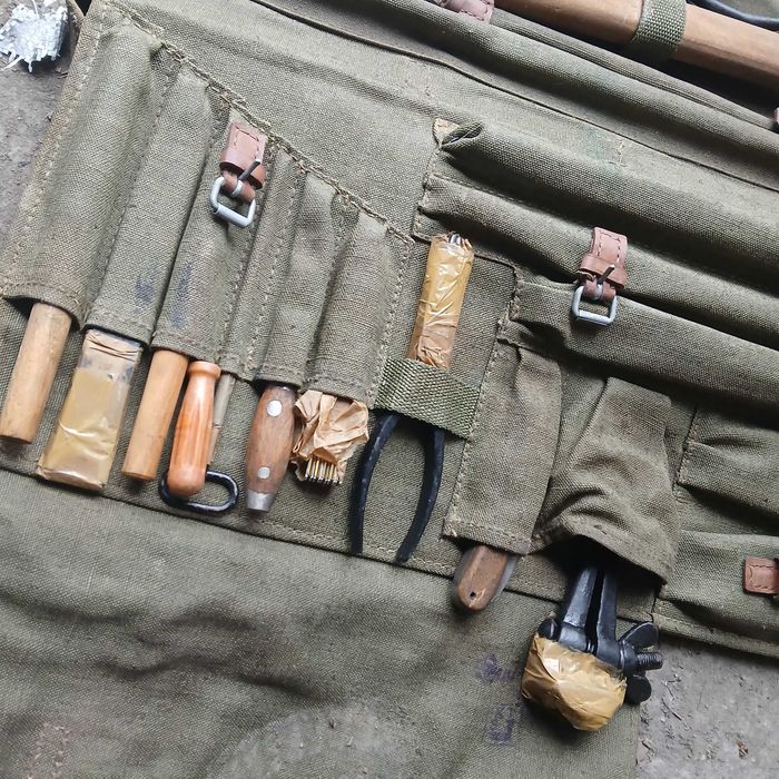 Wojskowy zestaw narzędzi elektrotechnika BDB