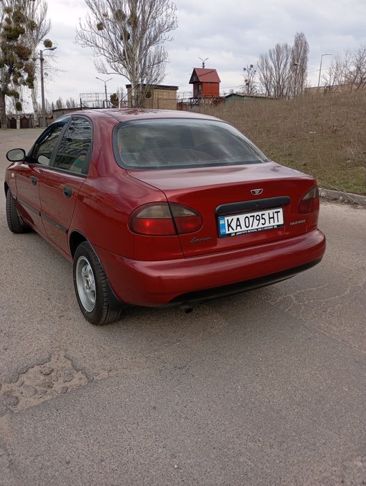 Део Ланос 2004 року