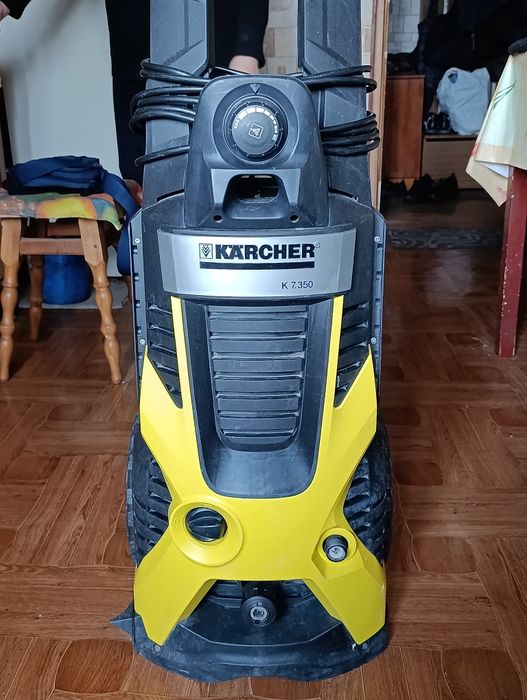 Продам мойку ВД Керхер к7.350