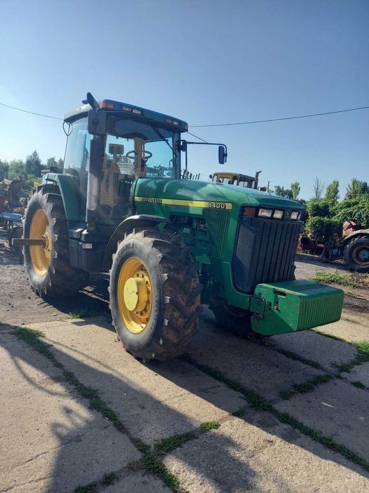 Трактор Джон Дір 8400