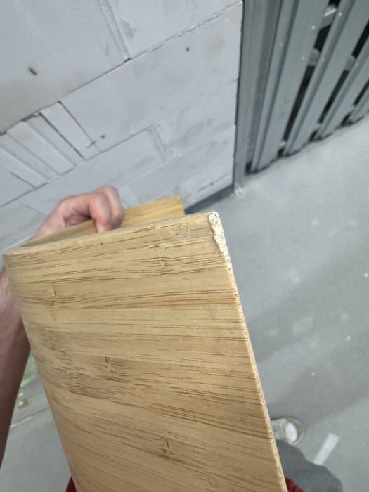 Bambusowa podstawka pod monitor Sigfinn IKEA