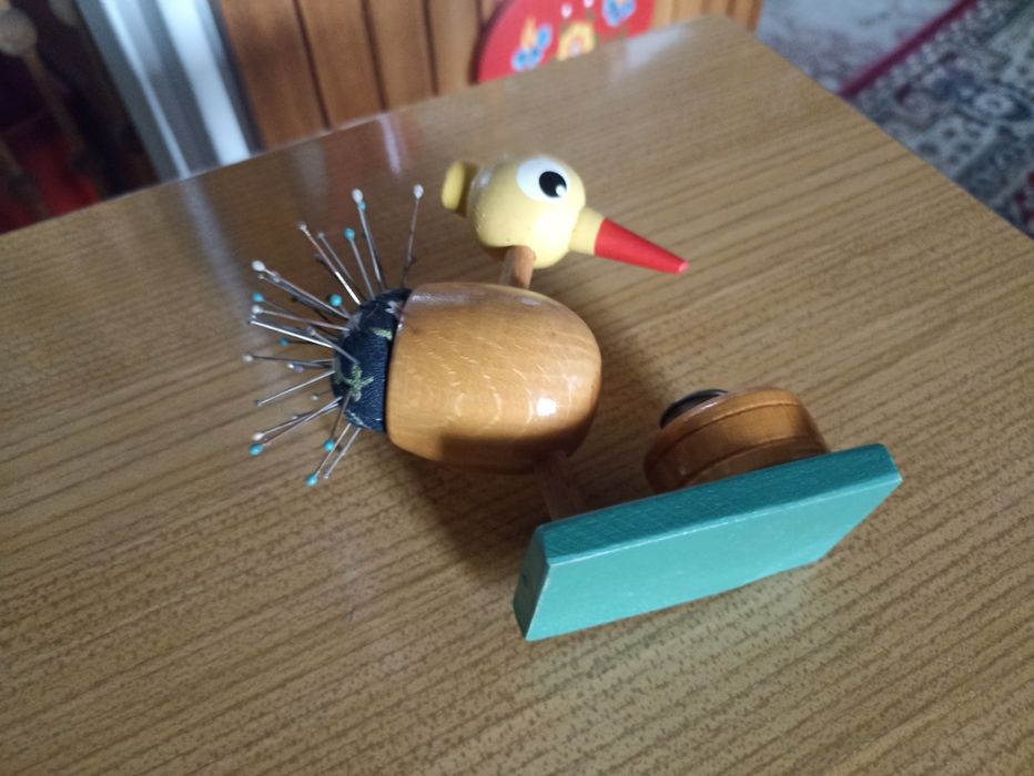 Igielnik PRL bocian naparstek