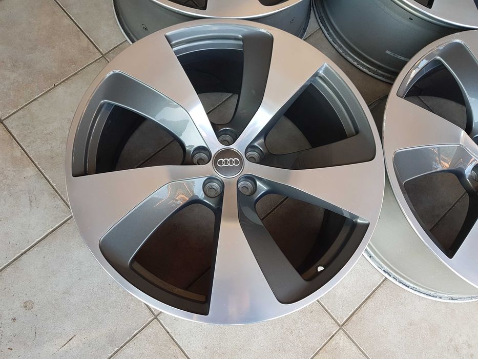 Felgi aluminiowe OEM Audi Q7 SQ7 A6 S6 A8 S8 9,5x21 et31 5x112 4M0