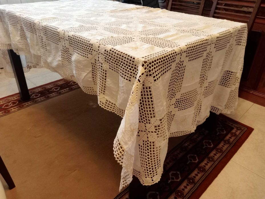 Toalha de mesa em croché