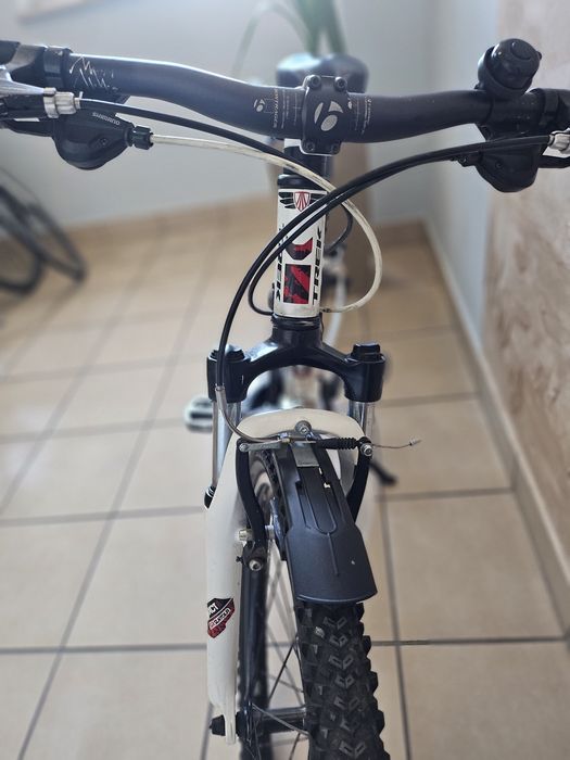 Rower Trek Alpha 24” –  MTB, 24 biegi Shimano, SR Suntour
