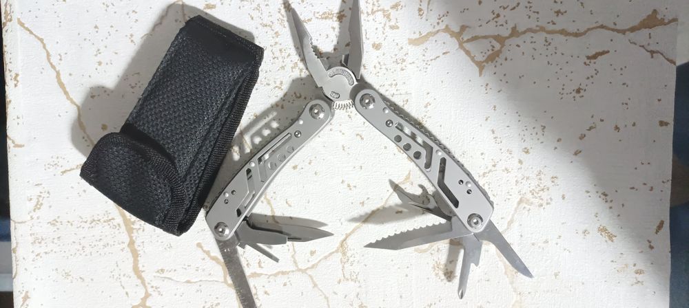 Canivete Multifunções 24 em 1