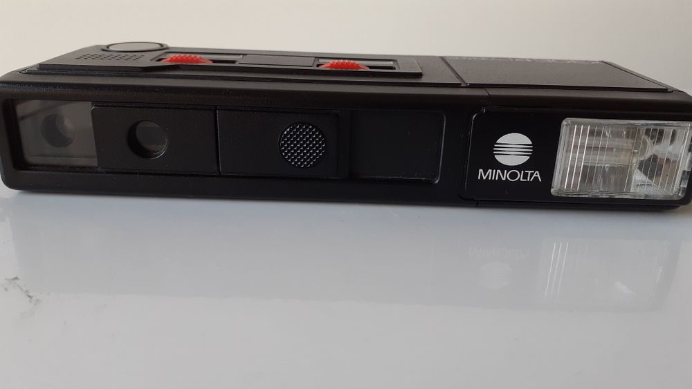 Minolta Pocket Autopak 430Ex, com estojo em pele Máquina Fotográfica