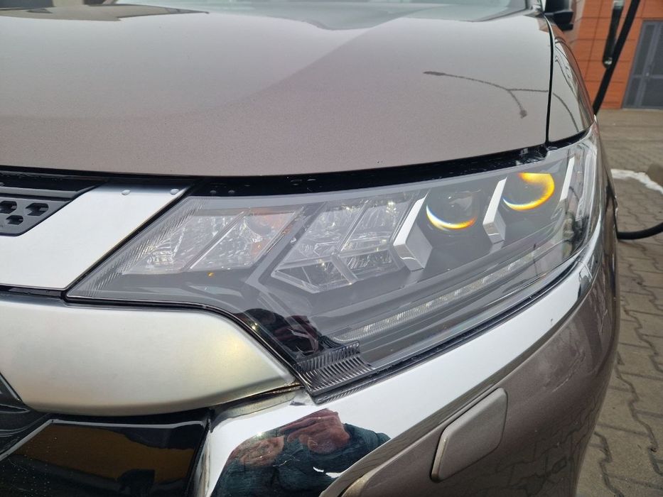 Mitsubishi outlander phev 2019