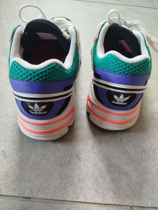 Sprzedam buty adidasy  39