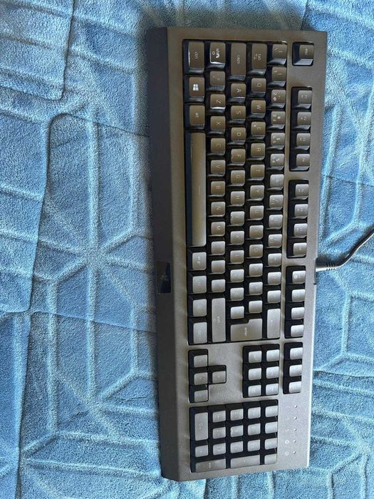 Teclado Gaming Razer Cynosa Lite RGB