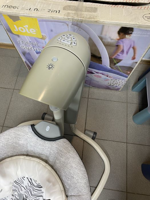 Заколисуючий центр Joie Serina 2в1 качель гойдалка
