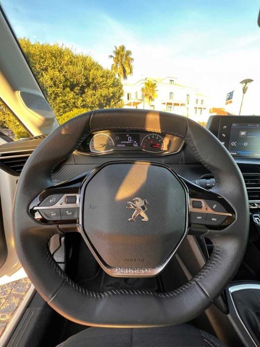 Peugeot 208 (2023) 1.2 PureTech Active – 1.º Dono | 4.5L/100km — photo 5