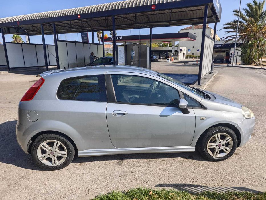 Fiat Grande Punto 1.2 Dynamic (12/2007) 130000Km comprováveis