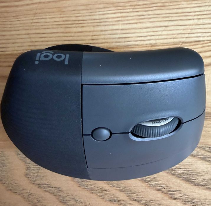 Myszka Logitech Lift jak Nowa