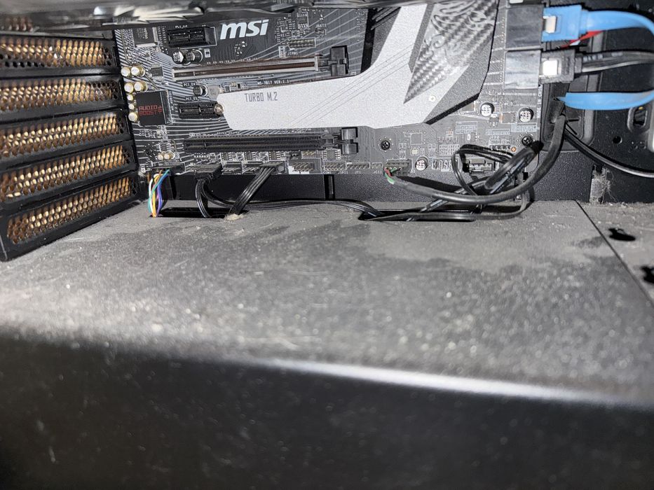 Komputer gtx1080 i7 8700k 32gb ram