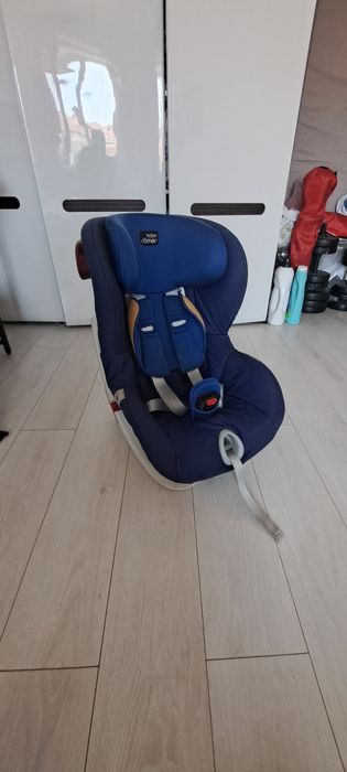 Дитяче автокрісло britax romer