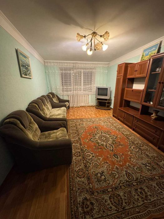 (3) Продам 3-кімнатну квартиру Ленінський район 1736