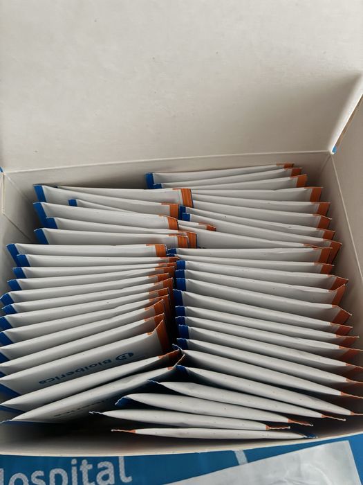 Dermoscent Essencial 6 + Enterochronic + comida hipoalergica