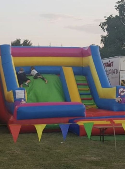 Dmuchaniec zamek dmuchany na wynajem Komunia Dmuchańce