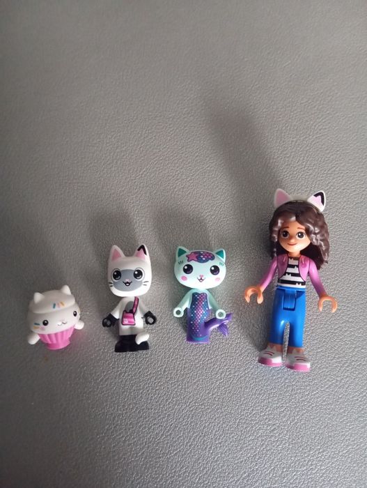 LEGO figurki  Koci Domek Gabi