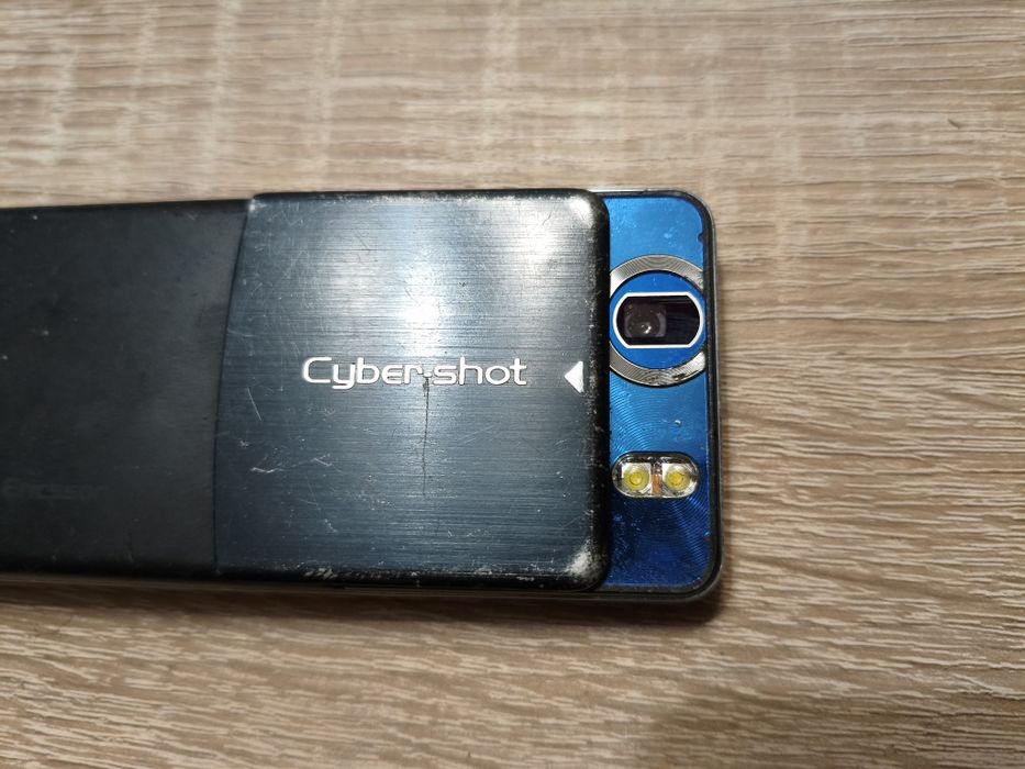 Sony Ericsson C510 stan bdb + ładowarka